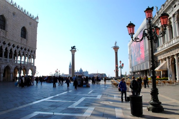 photo d'une place prise lors d'une visite a venise